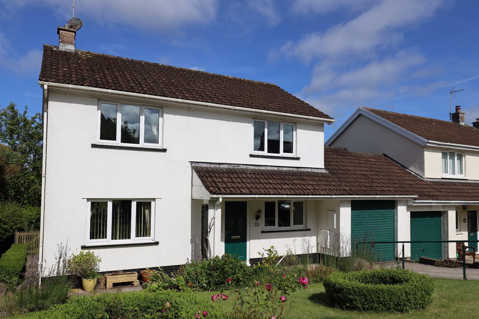 Hillside Drive, Cowbridge, Vale of Glamorgan, CF71 7EA
